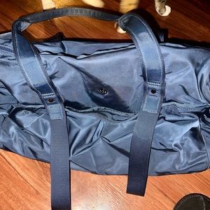 Lululemon duffel bag